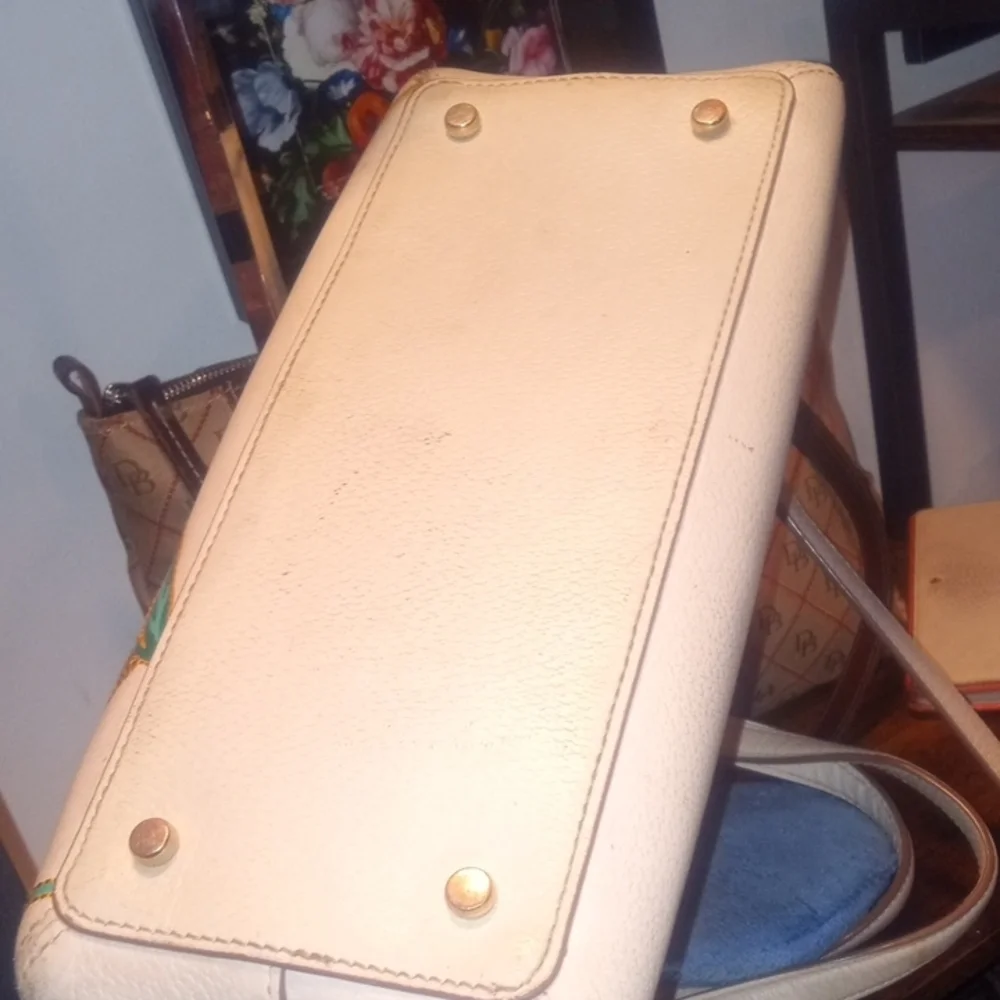 kate spade | Picnic Perfect Bee Lottie Handbag | GUC- see description - Picture 5 of 14